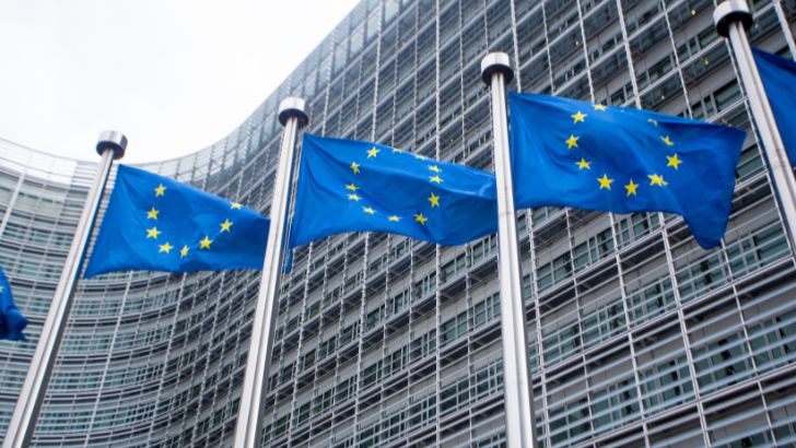 L’UE appelle le patron de TikTok à respecter ses nouvelles règles